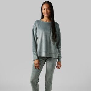 NWT Stylish Gray Velour Crewneck Top